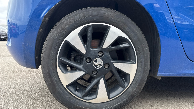 Vauxhall Corsa 100kW Design 50kWh 5dr Auto Electric Hatchback